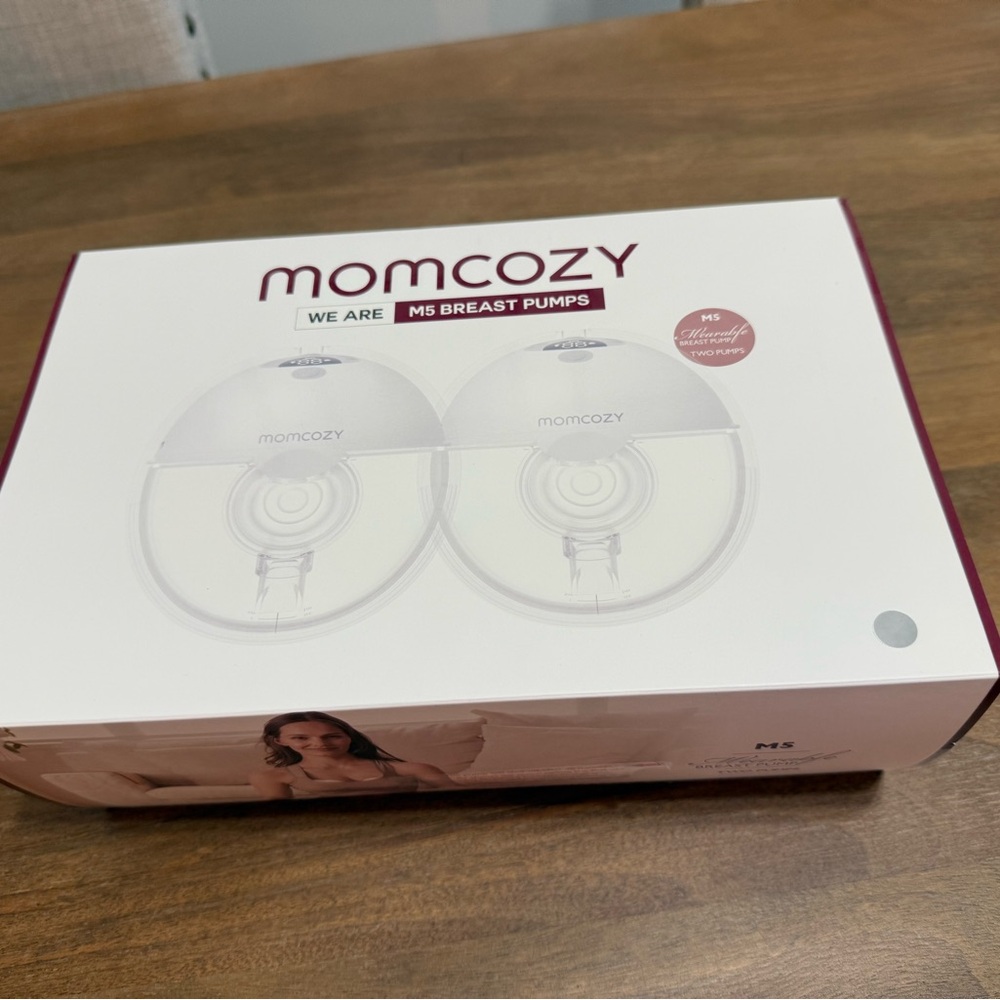 Momcozy M5 Pumps
